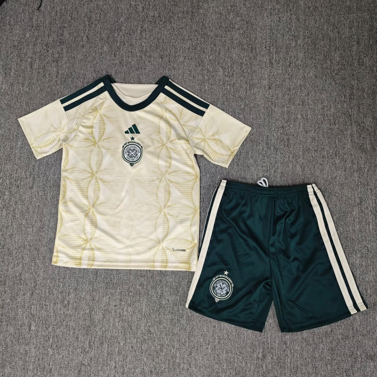 Arsenal Third football shirt